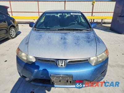 Piąte zdjęcie samochodu w środku: 2008 HONDA CIVIC LX VIN:2HGFG12638H548094 - miniatura