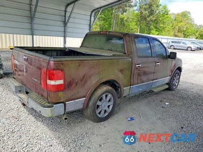 Trzecie zdjęcie samochodu z tyłu: 2006 LINCOLN MARK LT VIN:5LTPW16526FJ00772 - miniatura