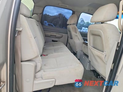 Zdjęcie 10 z 12 samochodu: 2007 GMC NEW SIERRA C1500 VIN:2GTEC13C671621203 - miniatura