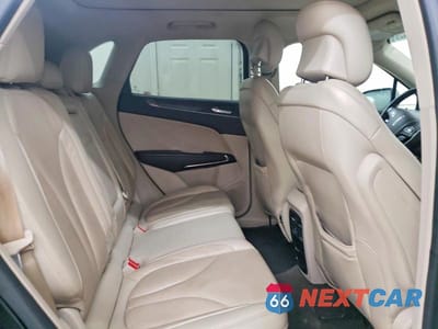 Zdjęcie 11 z 13 samochodu: 2017 LINCOLN MKC RESERVE VIN:5LMCJ3C93HUL35353 - miniatura