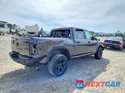 Trzecie zdjęcie samochodu z tyłu: 2024 RAM 1500 CLASSIC SLT VIN:1C6RR7LG7RS157533 - miniatura