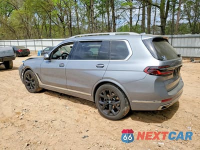 Drugie zdjęcie samochodu z przodu: 2025 BMW X7 XDRIVE40I VIN:5UX23EM08S9Z90447 - miniatura
