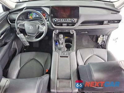 Zdjęcie 8 z 13 samochodu: 2024 TOYOTA GRAND HIGHLANDER HYBRID XLE VIN:5TDACAB59RS017495 - miniatura