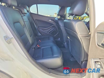 Zdjęcie 11 z 13 samochodu: 2018 MERCEDES-BENZ GLA 250 VIN:WDCTG4EB8JJ459468 - miniatura