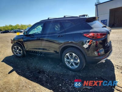 Drugie zdjęcie samochodu z przodu: 2024 CHEVROLET BLAZER 2LT VIN:3GNKBHR46RS281600 - miniatura