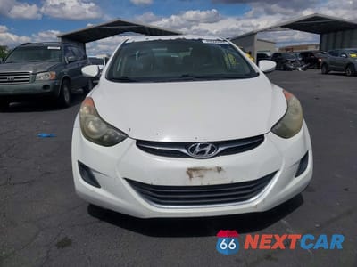 Piąte zdjęcie samochodu w środku: 2011 HYUNDAI ELANTRA GLS VIN:5NPDH4AE5BH029074 - miniatura