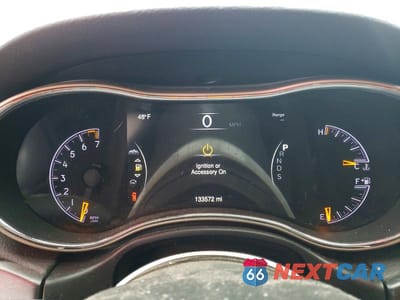 Zdjęcie 9 z 13 samochodu: 2015 JEEP GRAND CHEROKEE LIMITED VIN:1C4RJFBG5FC794664 - miniatura