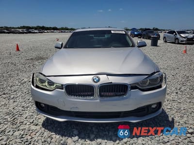 Piąte zdjęcie samochodu w środku: 2018 BMW 320 I VIN:WBA8E1G5XJNU89634 - miniatura