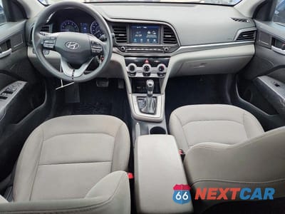 Zdjęcie 8 z 11 samochodu: 2019 HYUNDAI ELANTRA SEL VIN:5NPD84LF0KH447080 - miniatura
