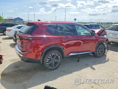 Trzecie zdjęcie samochodu z tyłu: 2025 NISSAN ROGUE PLATINUM VIN:JN8BT3DDXSW472340 - miniatura