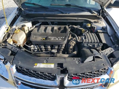 Zdjęcie 11 z 12 samochodu: 2013 DODGE AVENGER SE VIN:1C3CDZAB1DN541125 - miniatura