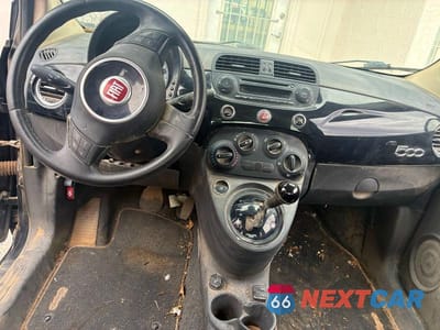 Zdjęcie 9 z 10 samochodu: 2015 FIAT 500 POP VIN:3C3CFFAR3FT750133 - miniatura
