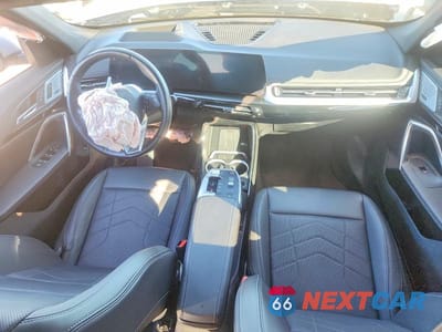 Zdjęcie 8 z 12 samochodu: 2024 BMW X1 XDRIVE28I VIN:WBX73EF0XR5Z26001 - miniatura