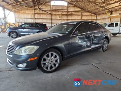 2007 MERCEDES-BENZ S 550 WDDNG71X27A074343 - główne zdjęcie licytacji z USA - miniatura