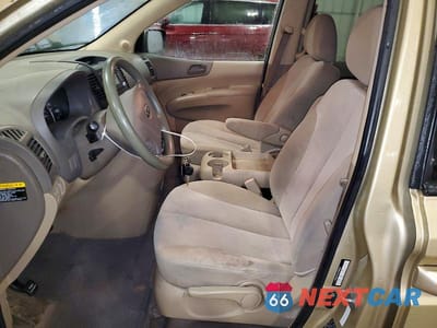 Zdjęcie 7 z 13 samochodu: 2010 KIA SEDONA BASE VIN:KNDMG4C32A6361609 - miniatura
