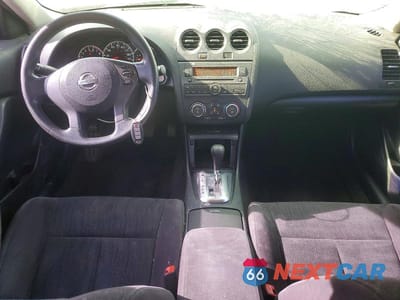Zdjęcie 8 z 12 samochodu: 2012 NISSAN ALTIMA 2.5 VIN:1N4AL2AP8CN514419 - miniatura