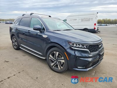 Czwarte zdjęcie samochodu z boku: 2023 KIA SORENTO EX VIN:KNDRHDLG8P5130413 - miniatura