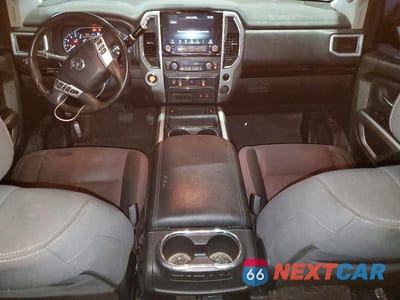 Zdjęcie 8 z 12 samochodu: 2021 NISSAN TITAN SV VIN:1N6AA1EFXMN526517 - miniatura