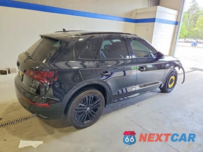 Trzecie zdjęcie samochodu z tyłu: 2018 AUDI Q5 PREMIUM PLUS VIN:WA1BNAFYXJ2132700 - miniatura