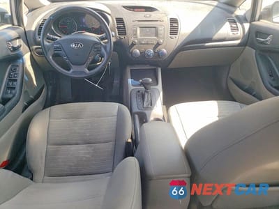 Zdjęcie 8 z 13 samochodu: 2014 KIA FORTE EX VIN:KNAFX4A85E5120918 - miniatura