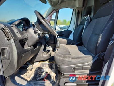 Zdjęcie 7 z 13 samochodu: 2014 RAM PROMASTER 3500 DELIVERY VAN VIN:3C6URVJG4EE104383 - miniatura