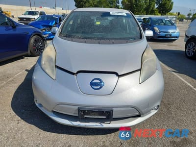 Piąte zdjęcie samochodu w środku: 2013 NISS LEAF VIN:1N4AZ0CP0DC401089 - miniatura