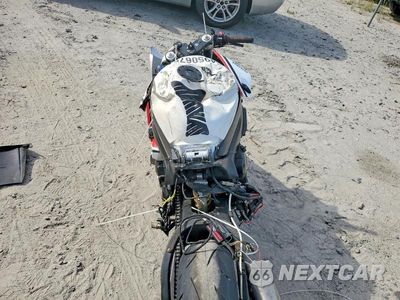 Zdjęcie 6 z 9 samochodu: 2003 YAMAHA YZFR1 VIN:JYARN10E23A010601 - miniatura