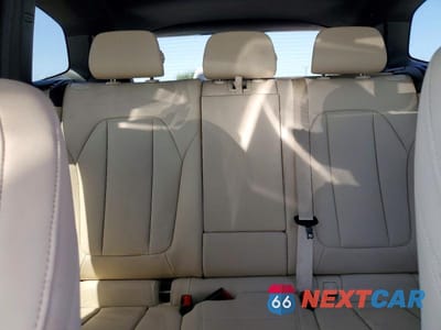 Zdjęcie 10 z 13 samochodu: 2019 BMW X3 SDRIVE30I VIN:5UXTR7C59KLR48318 - miniatura