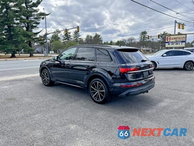 Trzecie zdjęcie samochodu z tyłu: 2021 AUDI Q7 PREMIUM PLUS VIN:WA1LXAF7XMD025404 - miniatura