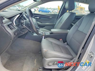 Zdjęcie 7 z 12 samochodu: 2017 CHEVROLET IMPALA LT VIN:1G1105S33HU116203 - miniatura