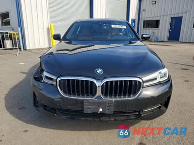 Piąte zdjęcie samochodu w środku: 2021 BMW 530 XI VIN:WBA13BJ06MCF46036 - miniatura
