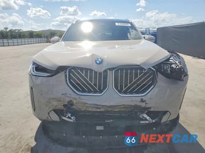 Piąte zdjęcie samochodu w środku: 2025 BMW X3 30 XDRIVE VIN:5UX53GP05S9Z56275 - miniatura