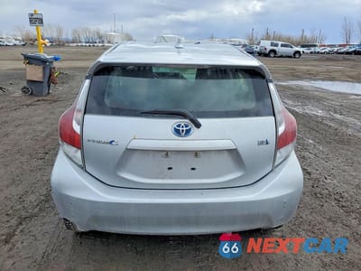 Zdjęcie 6 z 12 samochodu: 2016 TOYOTA PRIUS C ONE VIN:JTDKDTB30G1133724 - miniatura