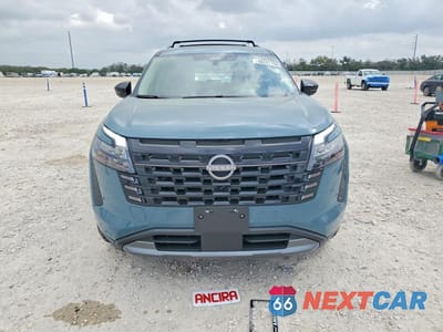 Piąte zdjęcie samochodu w środku: 2026 NISSAN PATHFINDER PLATINUM VIN:5N1DR3DM0TC206889 - miniatura