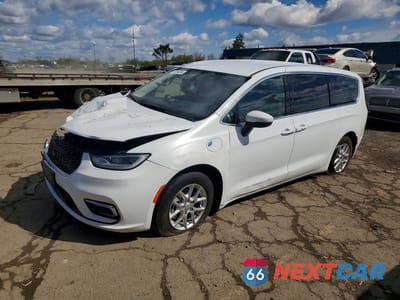 2023 CHRYSLER PACIFICA HYBRID TOURING L 2C4RC1L75PR622431 - główne zdjęcie licytacji z USA - miniatura