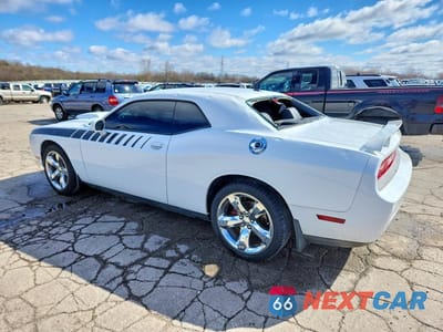 Drugie zdjęcie samochodu z przodu: 2011 DODGE CHALLENGER R VIN:2B3CJ5DT9BH581655 - miniatura