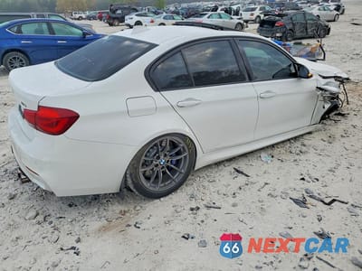Trzecie zdjęcie samochodu z tyłu: 2015 BMW M3 VIN:WBS3C9C55FP805761 - miniatura