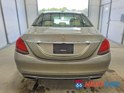 Zdjęcie 6 z 13 samochodu: 2019 MERCEDES-BENZ C 300 VIN:55SWF8DB8KU316817 - miniatura