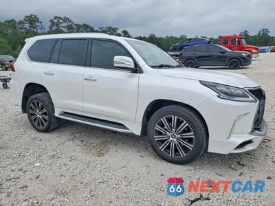 Czwarte zdjęcie samochodu z boku: 2020 LEXUS LX 570 THREE-ROW VIN:JTJDY7AX6L4326376 - miniatura