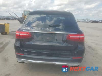 Zdjęcie 6 z 13 samochodu: 2018 MERCEDES-BENZ GLC 300 VIN:WDC0G4JB7JV102235 - miniatura