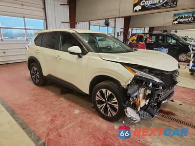 Czwarte zdjęcie samochodu z boku: 2023 NISSAN ROGUE SV VIN:5N1BT3BB8PC684641 - miniatura