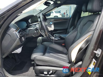 Zdjęcie 7 z 12 samochodu: 2020 BMW 530 I VIN:WBAJR3C0XLCD59656 - miniatura