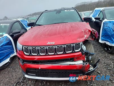 Piąte zdjęcie samochodu w środku: 2025 JEEP COMPASS LIMITED VIN:3C4NJDCN5ST552763 - miniatura