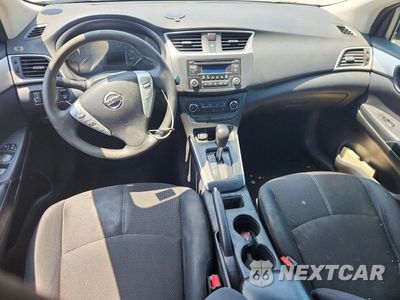 Zdjęcie 8 z 12 samochodu: 2016 NISSAN SENTRA S VIN:3N1AB7AP1GY210211 - miniatura
