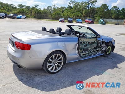 Trzecie zdjęcie samochodu z tyłu: 2015 AUDI A5 PREMIUM PLUS VIN:WAUMFAFH6FN010866 - miniatura