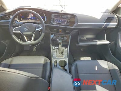 Zdjęcie 8 z 12 samochodu: 2023 VOLKSWAGEN JETTA SE VIN:3VW7M7BUXPM059699 - miniatura