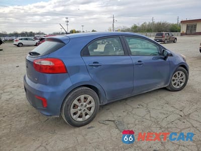 Trzecie zdjęcie samochodu z tyłu: 2016 KIA RIO 5-DOOR LX VIN:KNADM5A32G6647130 - miniatura