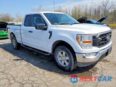 Czwarte zdjęcie samochodu z boku: 2021 FORD F150 SUPER CAB VIN:1FTEX1EP9MKE69708 - miniatura