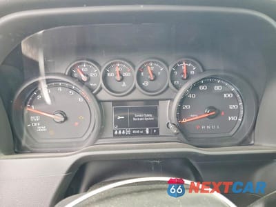 Zdjęcie 9 z 12 samochodu: 2025 CHEVROLET SILVERADO K1500 VIN:1GCPKAEK3SZ270461 - miniatura