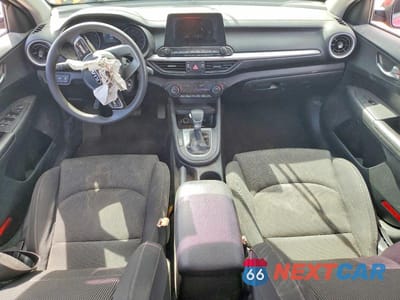 Zdjęcie 8 z 12 samochodu: 2019 KIA FORTE LXS VIN:3KPF24AD0KE099149 - miniatura